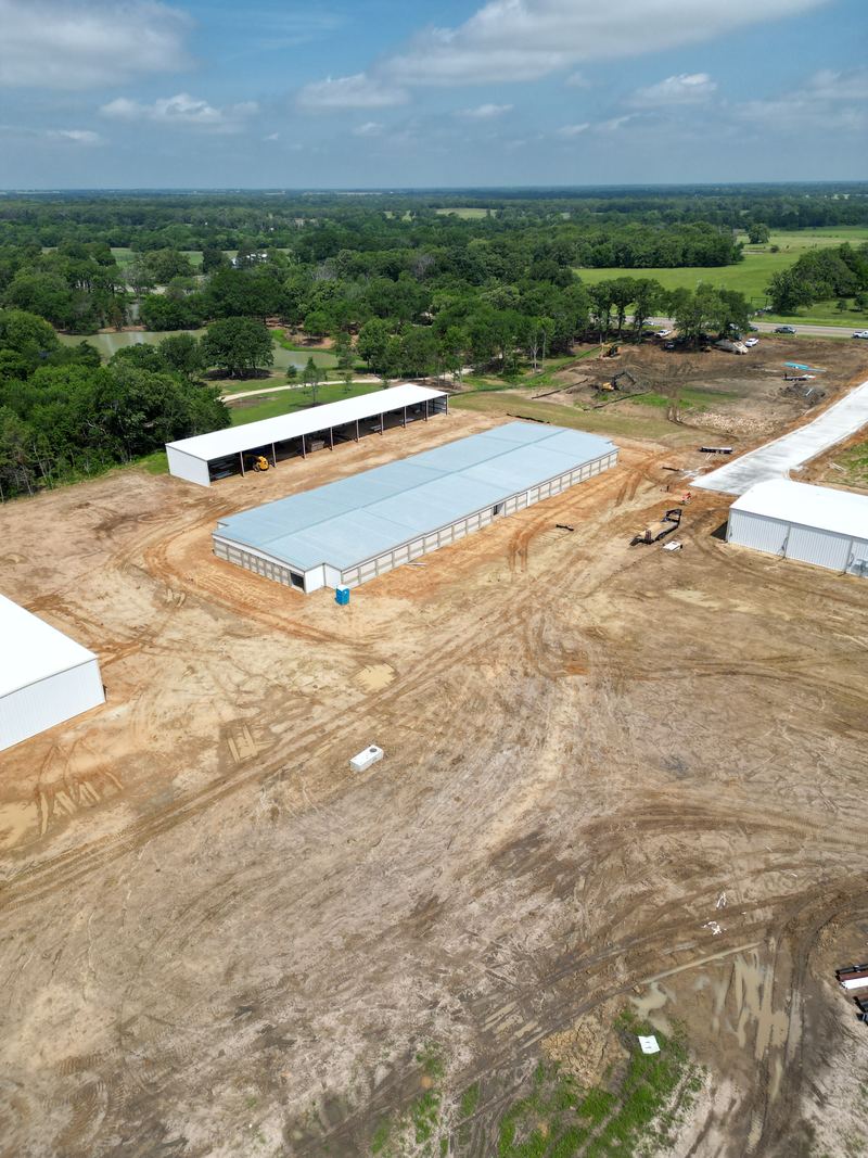 Commercial site work near Paris